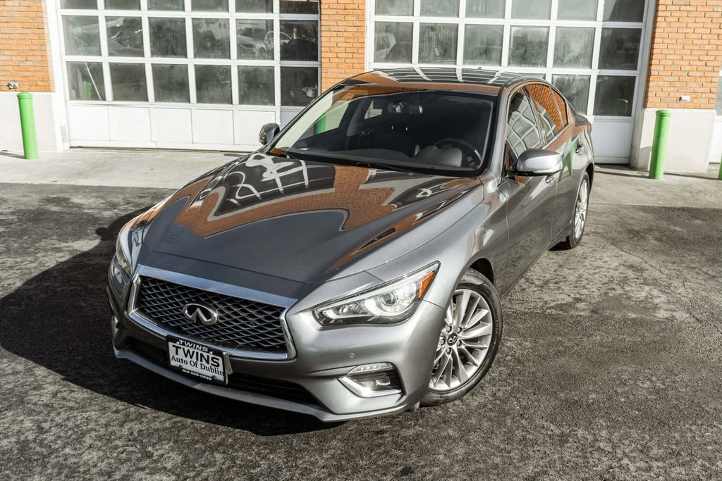 Used 2021 INFINITI Q50 Luxe image 2