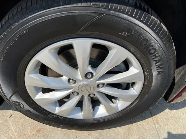 Certified 2017 Chrysler Pacifica Touring-L FWD image 8