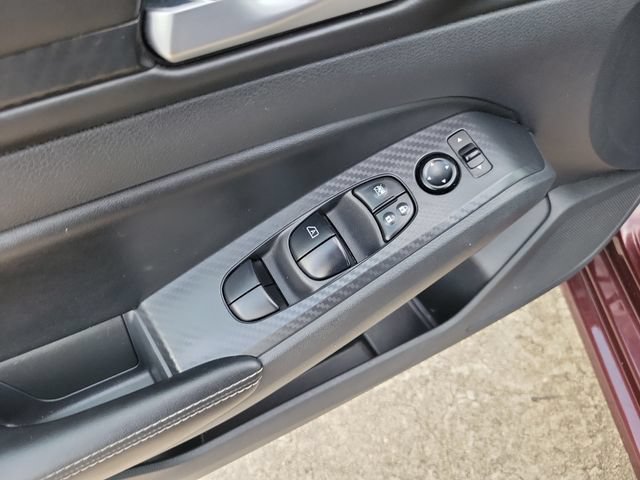 Used 2024 Nissan Altima 2.5 SV FWD image 13