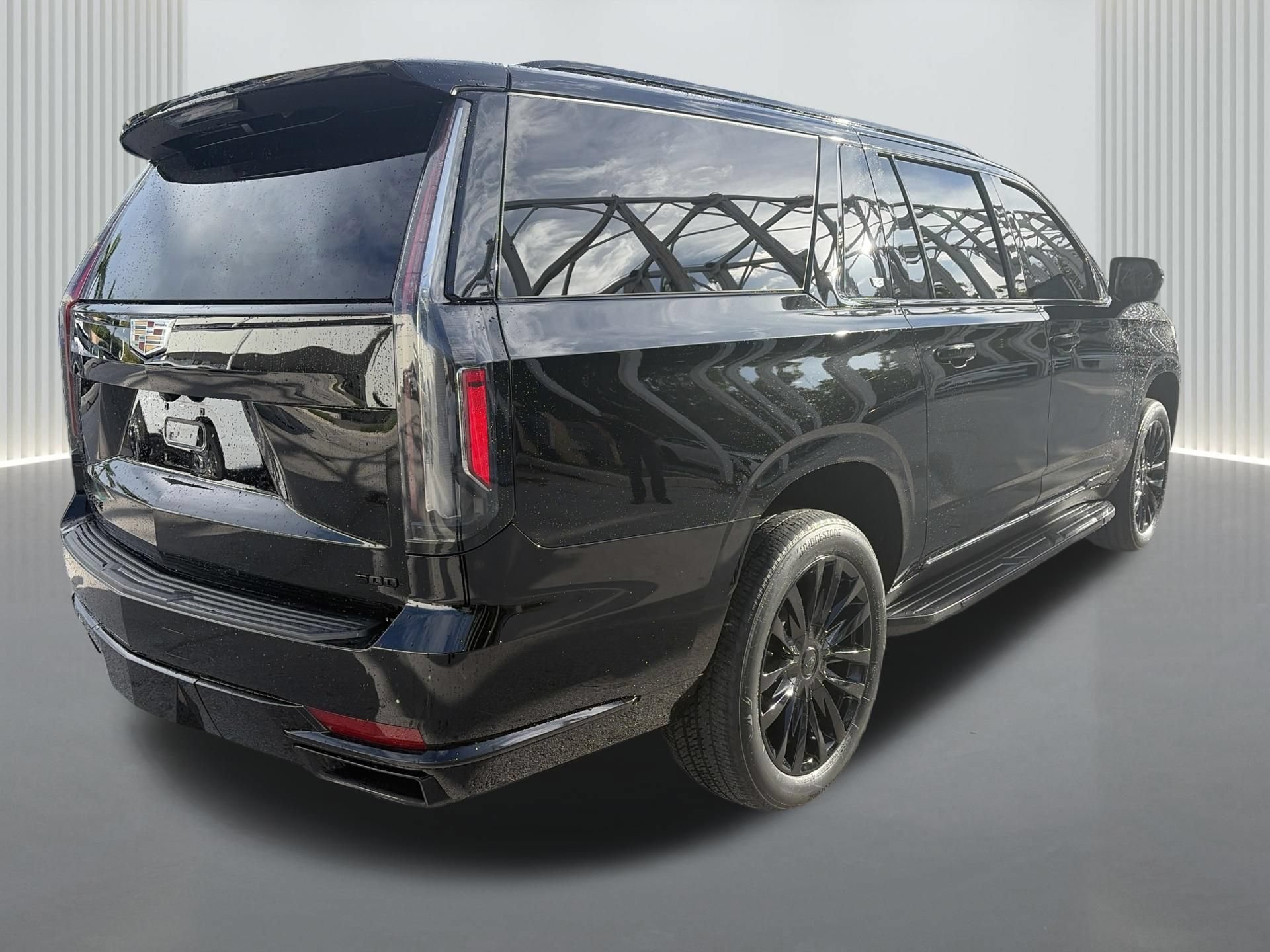 Certified 2022 Cadillac Escalade ESV Luxury RWD image 7