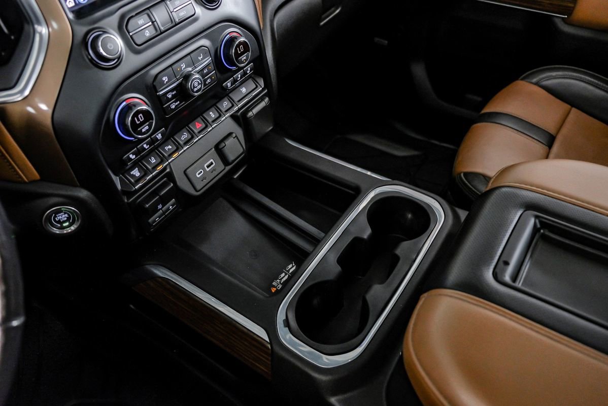 Used 2021 Chevrolet Silverado 3500 High Country image 27