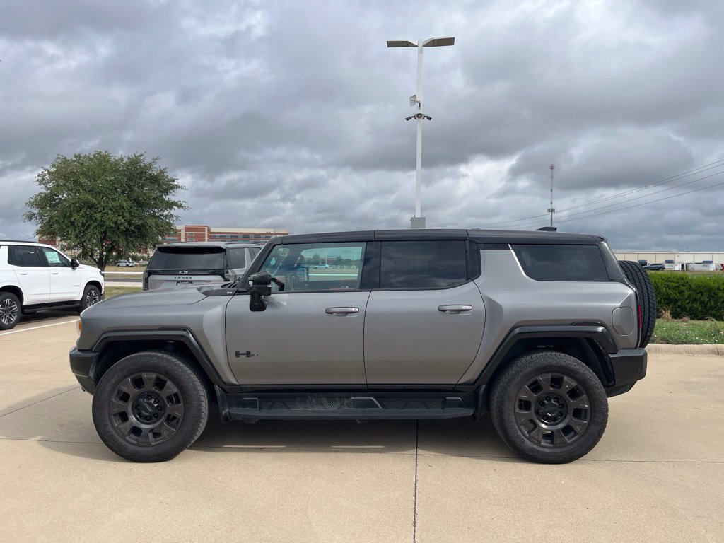 Used 2026 GMC Hummer EV 3X w/ Carbon Fiber Edition Package AWD/4WD image 3