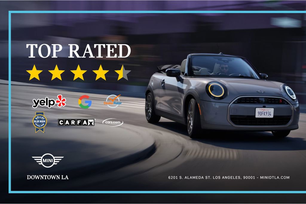 Used 2025 MINI Cooper 2-Door Hardtop image 3