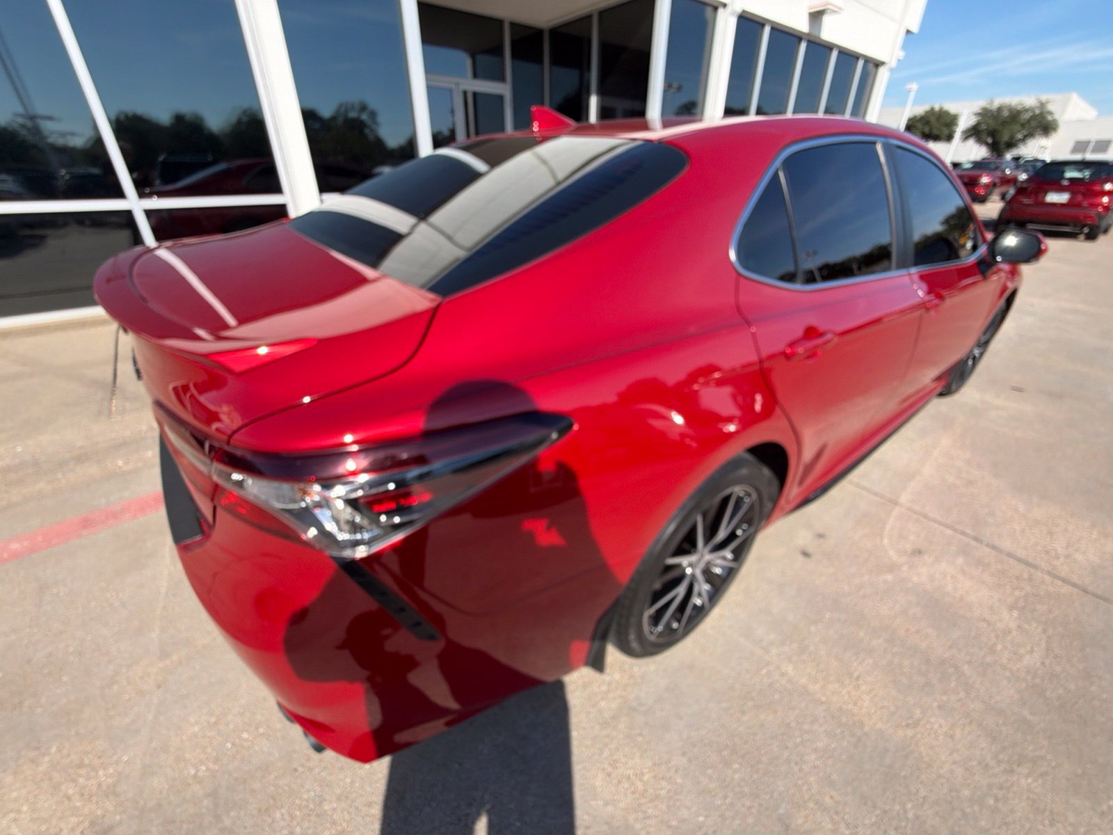 Used 2024 Toyota Camry SE FWD image 6