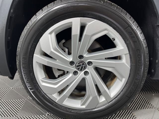 Used 2023 Volkswagen Atlas SE image 12