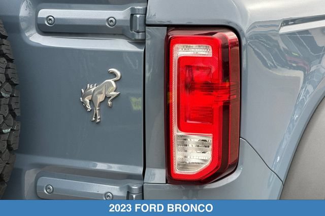 Used 2023 Ford Bronco 4-Door AWD/4WD image 30