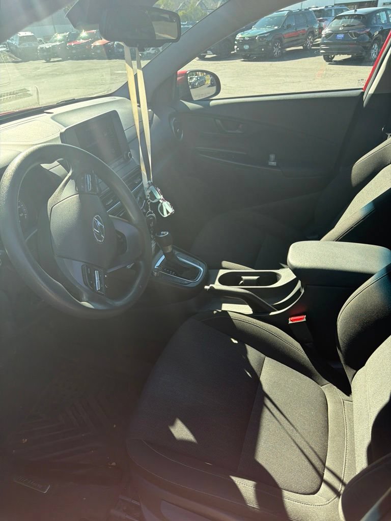 Used 2022 Hyundai Kona SEL AWD/4WD image 9