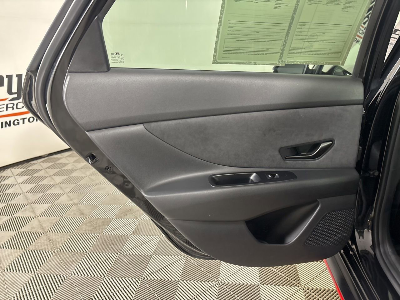 Used 2025 Hyundai Elantra N image 19