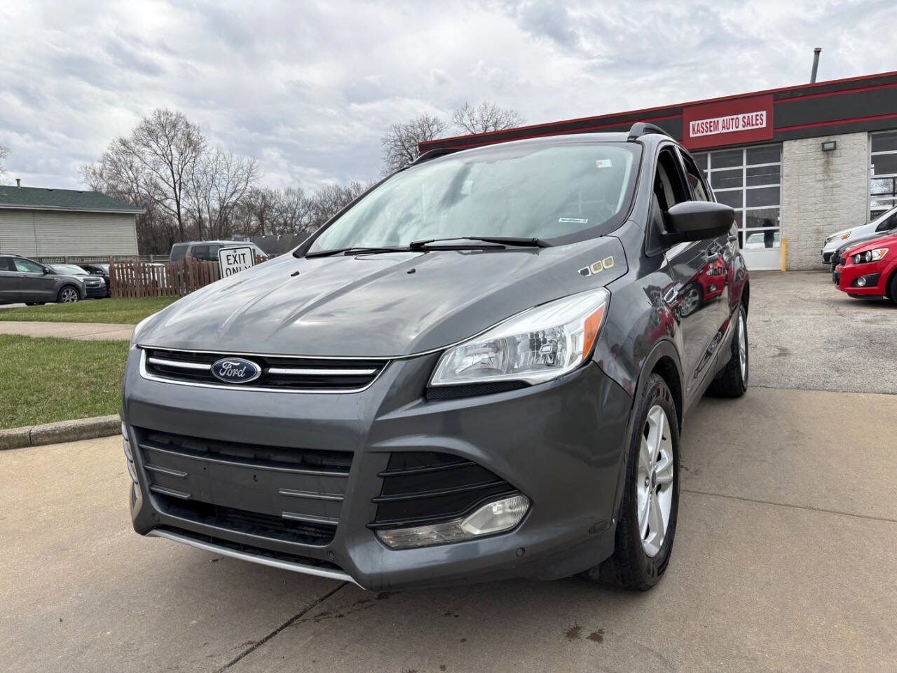 Used 2016 Ford Escape SE w/ Equipment Group 201A AWD/4WD image 3
