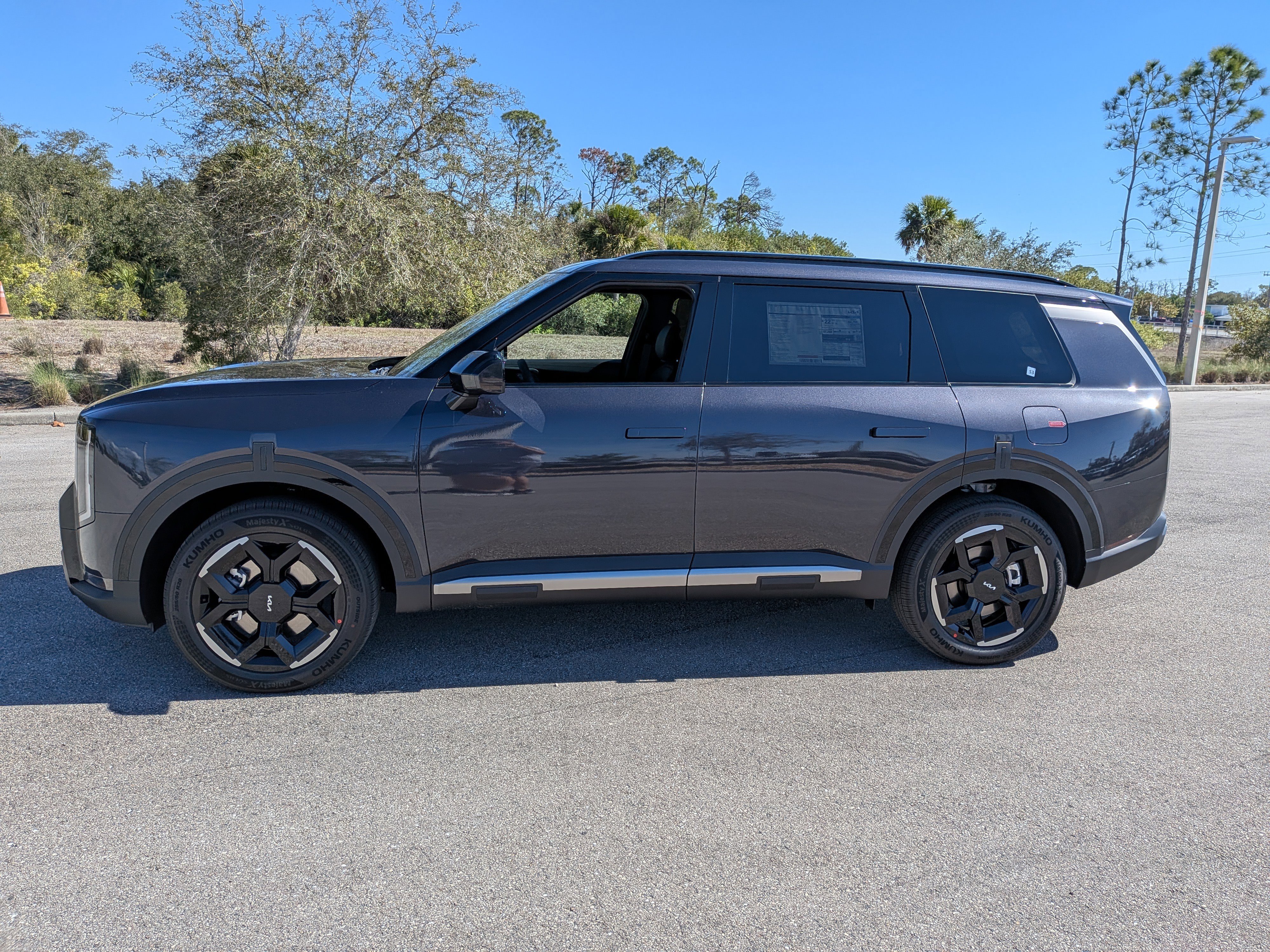 New 2027 Kia Telluride EX FWD image 8