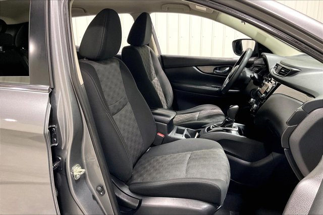 Used 2018 Nissan Rogue Sport SV image 7