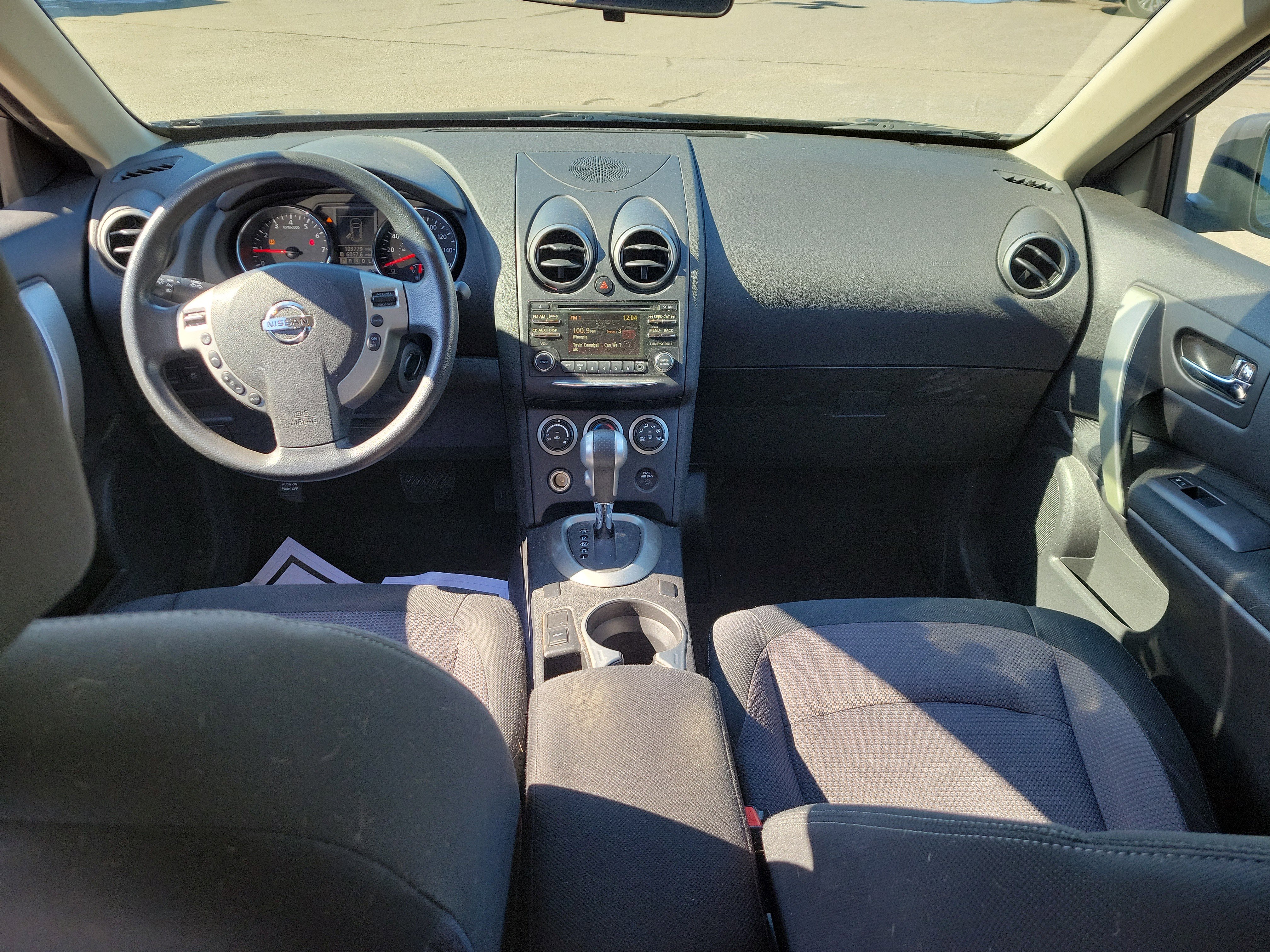 Used 2013 Nissan Rogue SV image 18