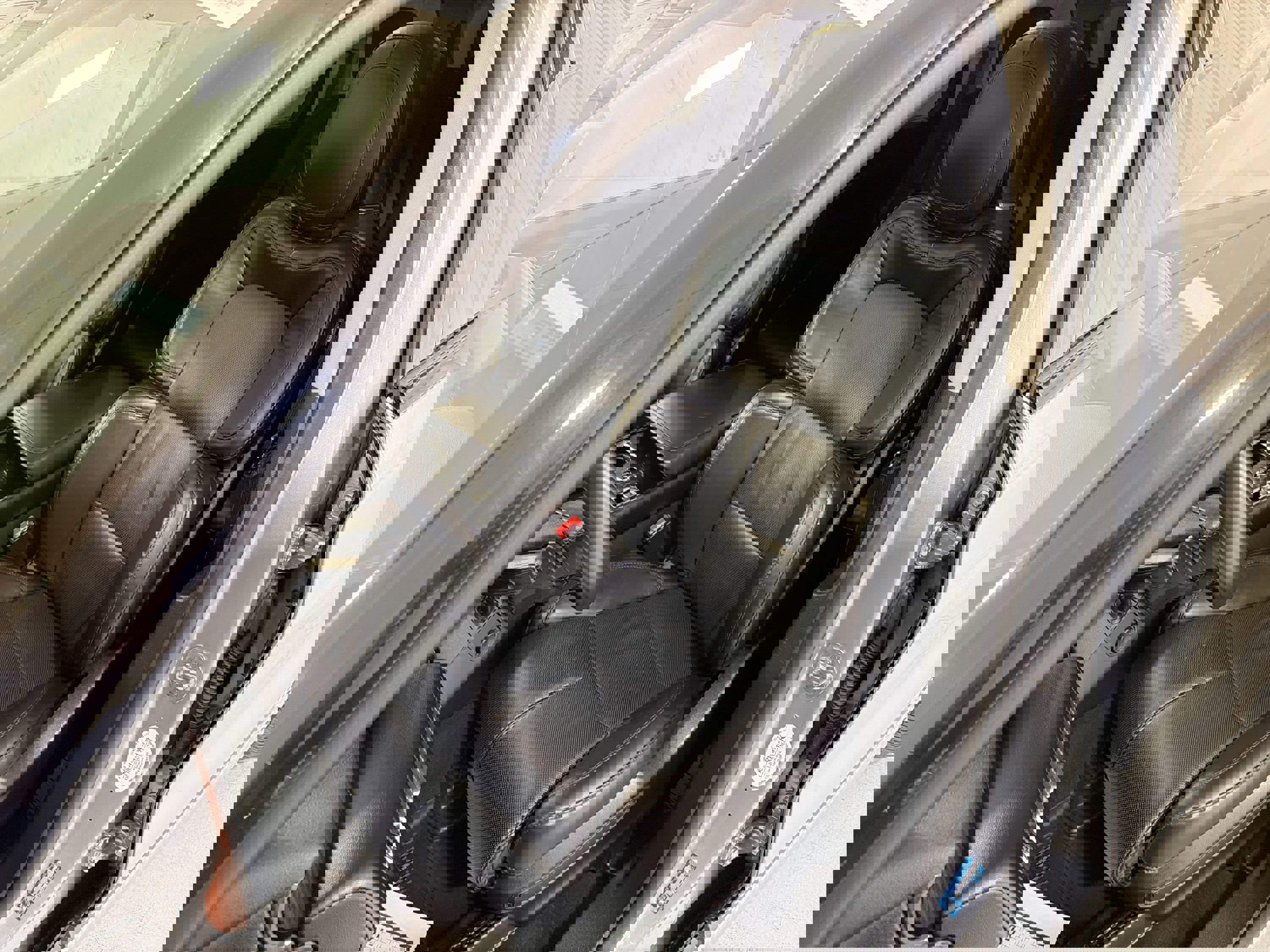 Used 2023 Lincoln Aviator Reserve w/ Equipment Group 201A image 10