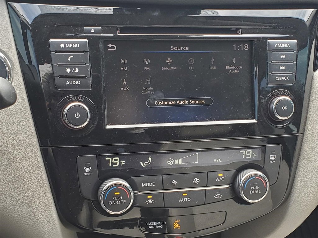 Used 2022 Nissan Rogue Sport SV image 30