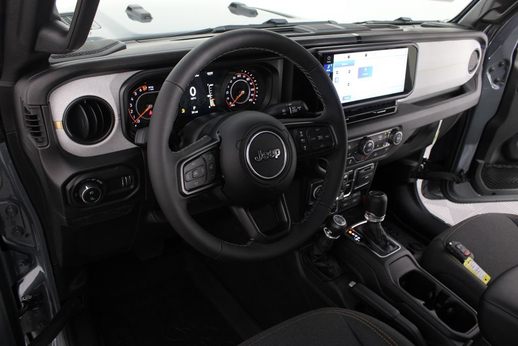 New 2026 Jeep Gladiator Sport AWD/4WD image 8