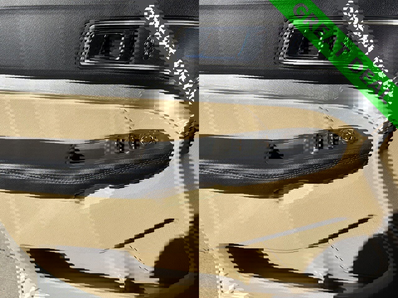 Used 2017 Ford Explorer XLT w/ Equipment Group 202A image 28