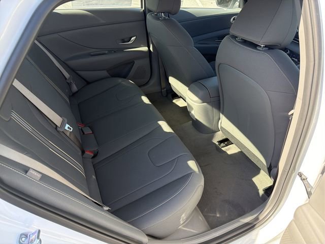 New 2026 Hyundai Elantra Blue image 15