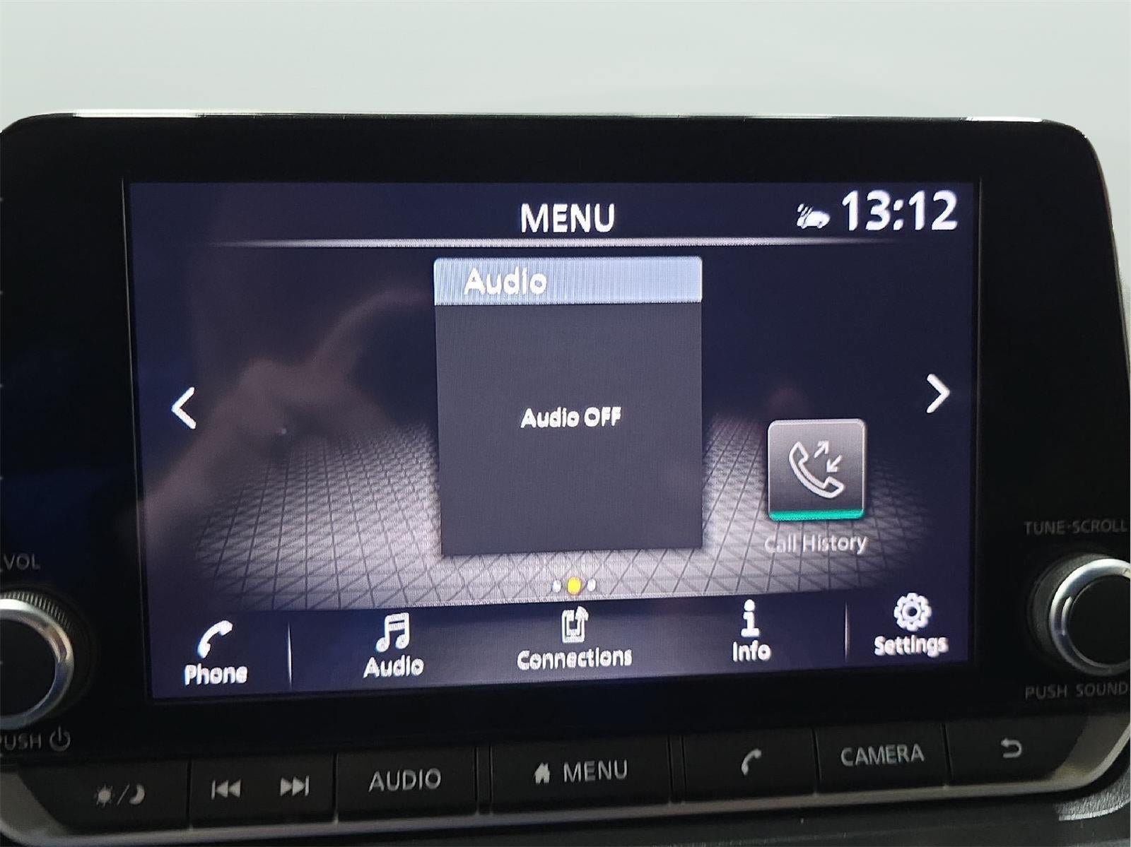 Used 2025 Nissan Rogue SV FWD image 18