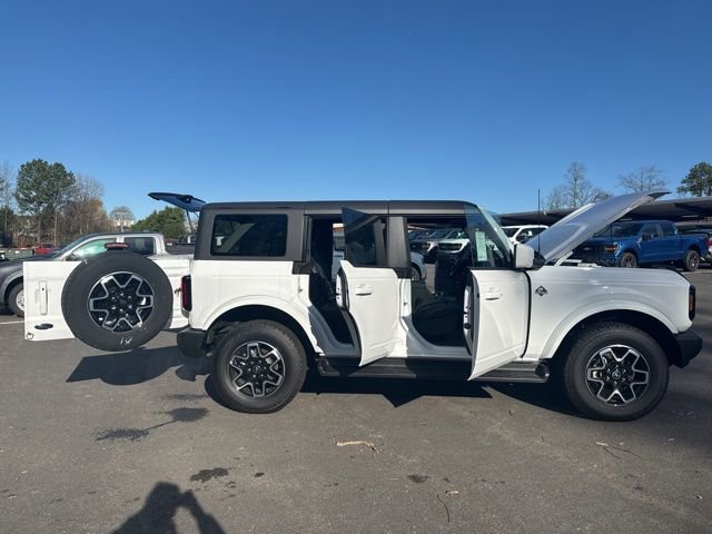 New 2025 Ford Bronco Outer Banks AWD/4WD image 26