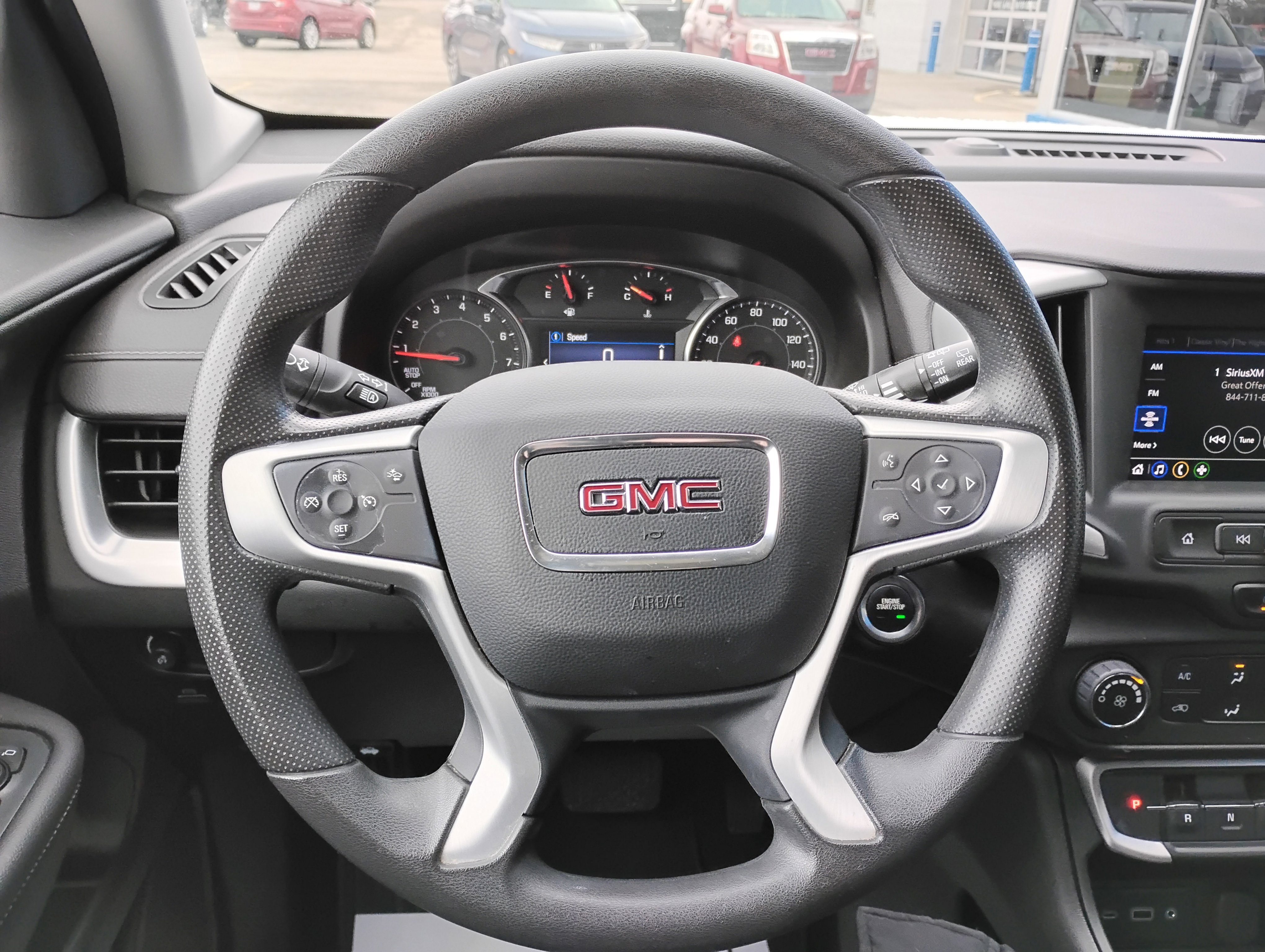 Used 2023 GMC Terrain SLE image 9