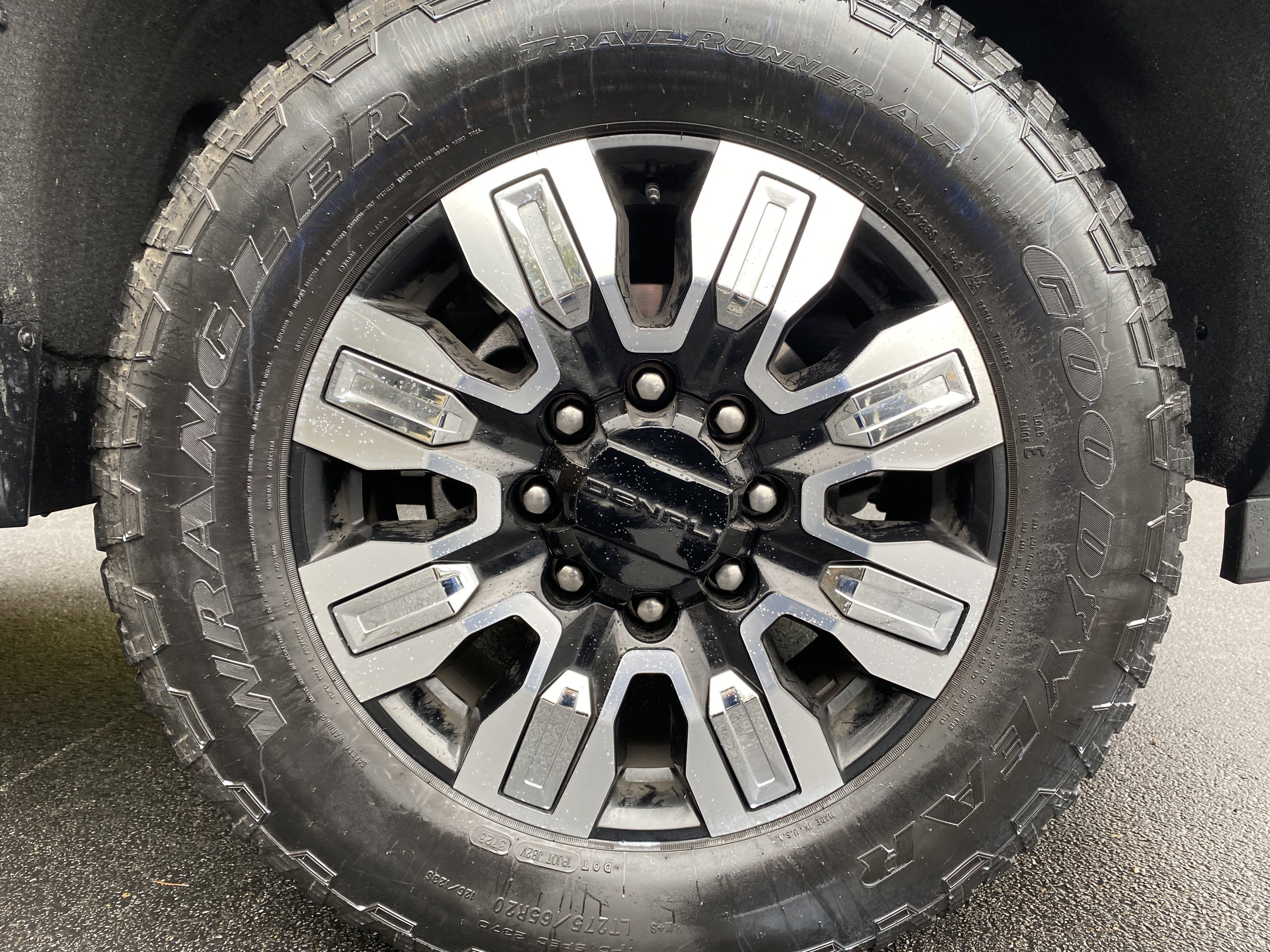 Used 2024 GMC Sierra 2500 Denali w/ Denali Reserve Package image 14