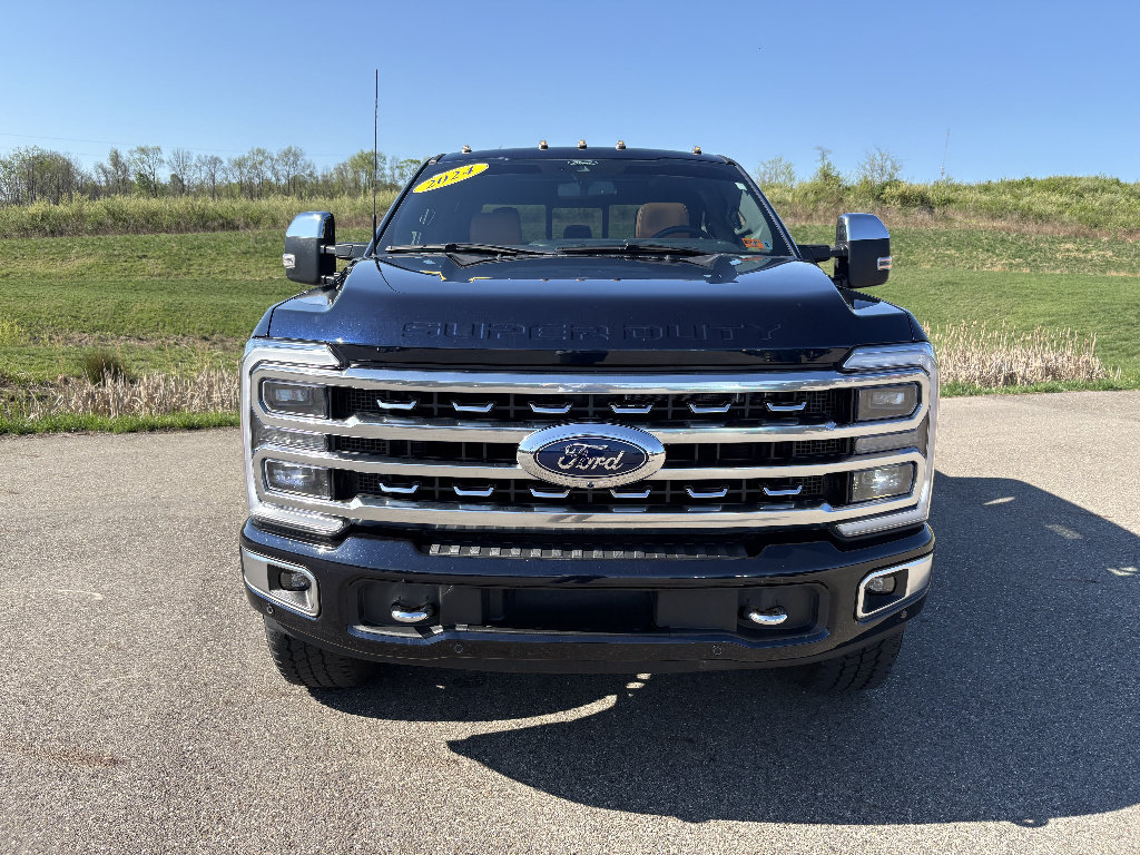 Used 2024 Ford F250 Platinum w/ FX4 Off-Road Package AWD/4WD image 8