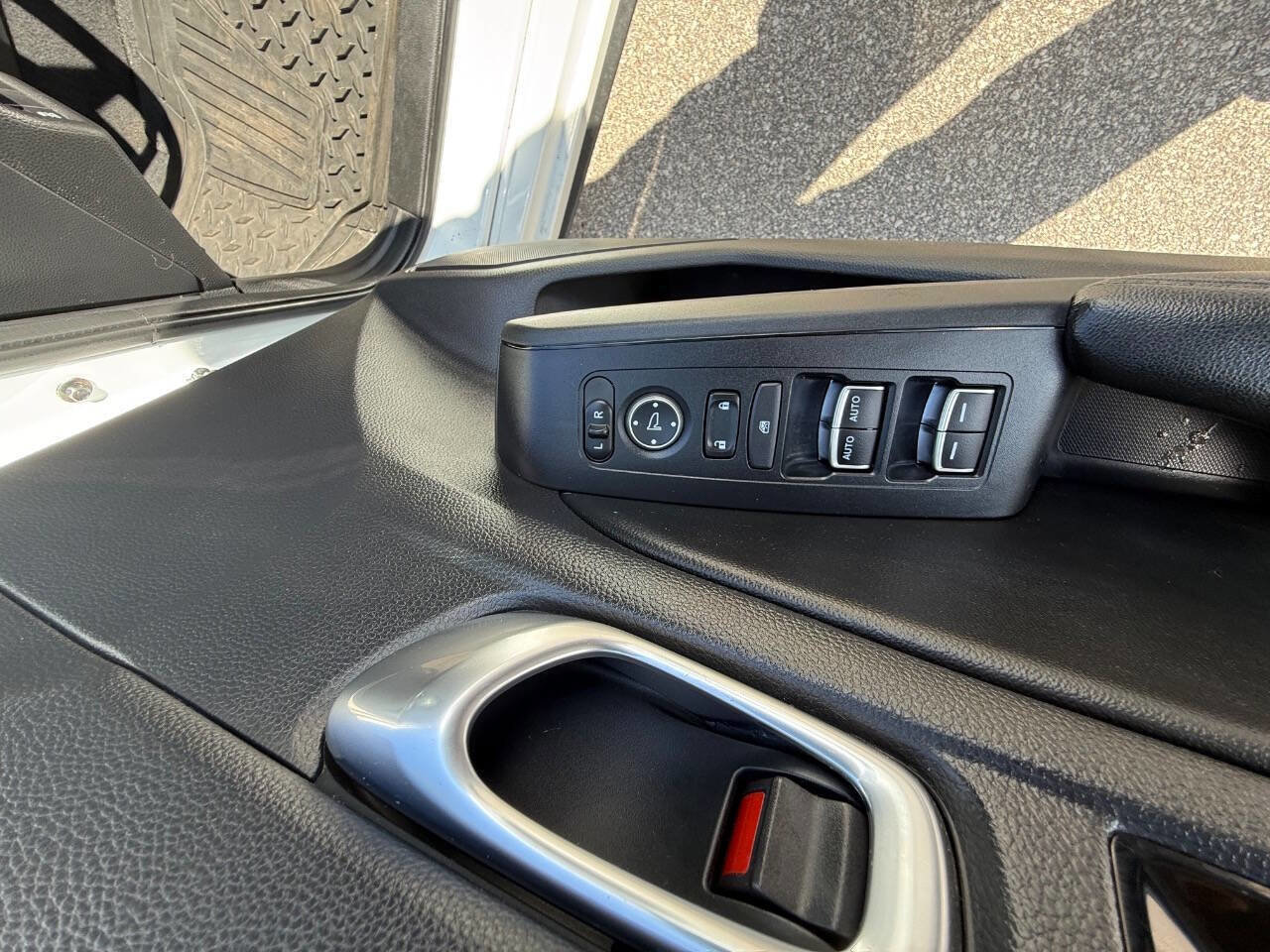 Used 2022 Honda Civic EX-L image 15