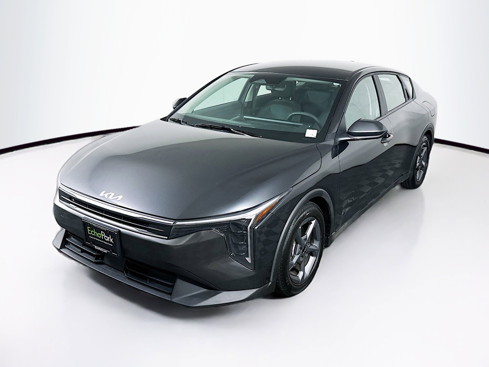 Used 2025 Kia K4 FWD image 3
