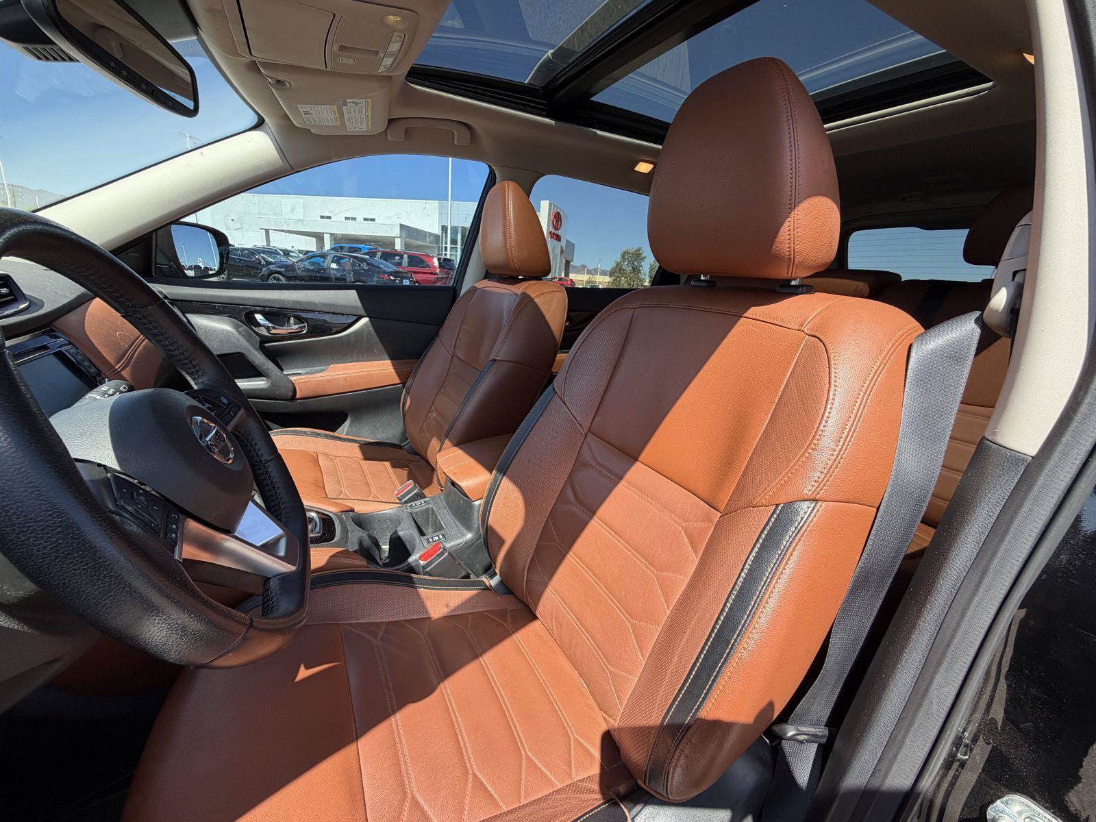 Used 2019 Nissan Rogue SL w/ Premium Package AWD/4WD image 16
