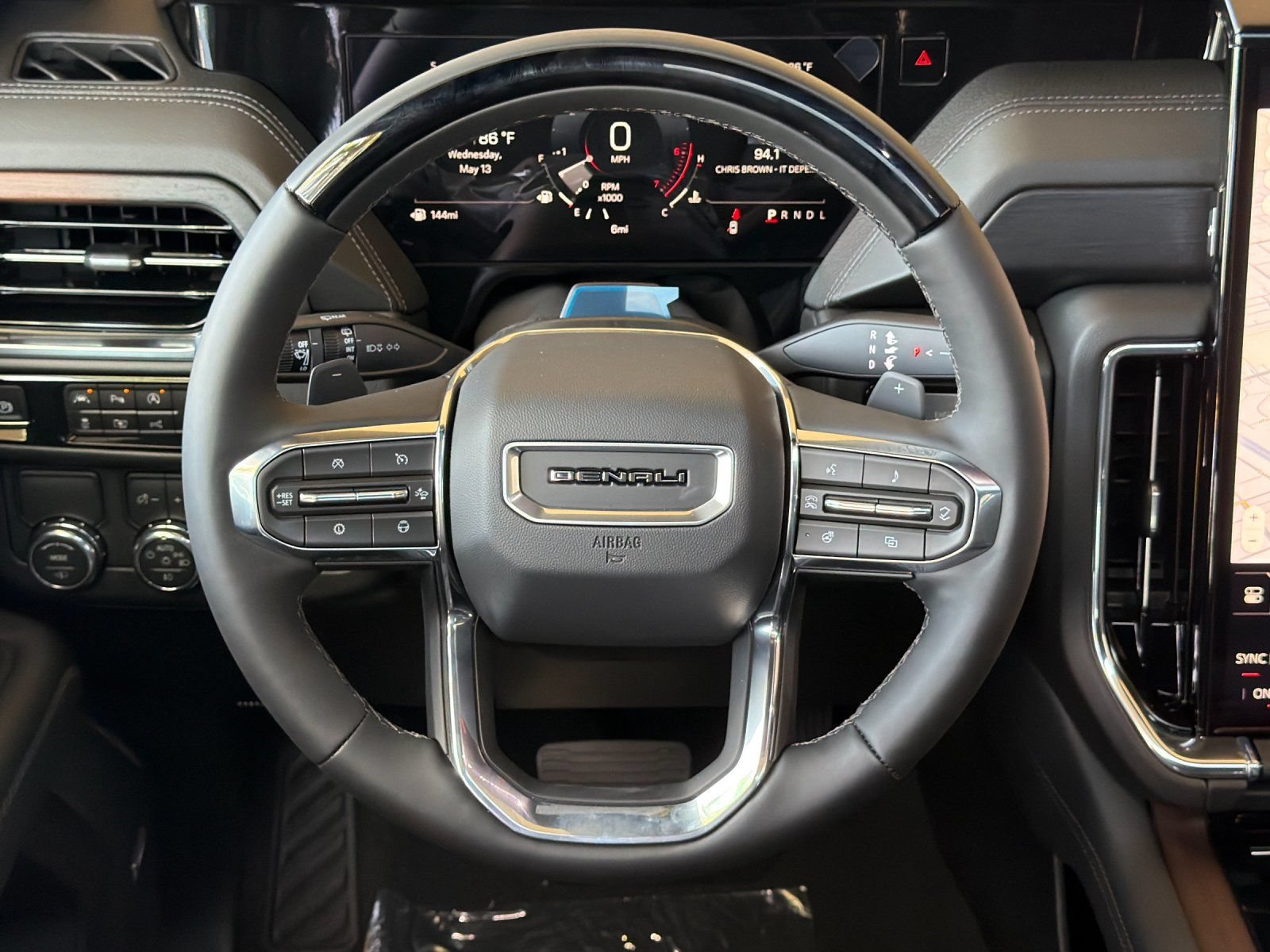 New 2026 GMC Yukon XL Denali w/ Denali Reserve Package RWD image 14