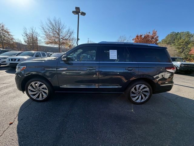 Certified 2022 Lincoln Navigator Reserve image 3