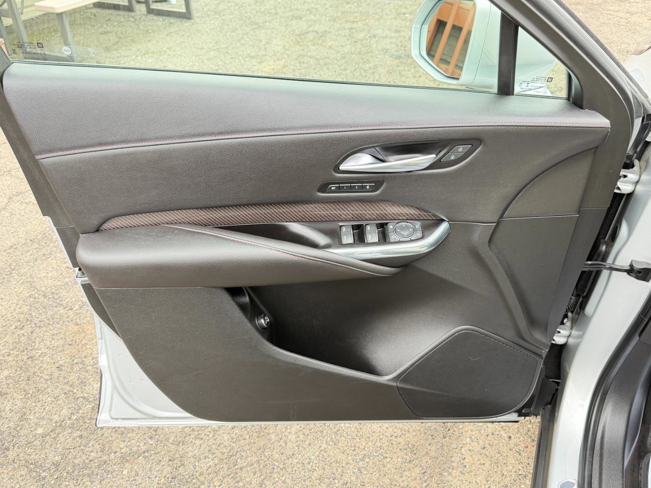 Used 2019 Cadillac XT4 Sport w/ Cold Weather Package image 17