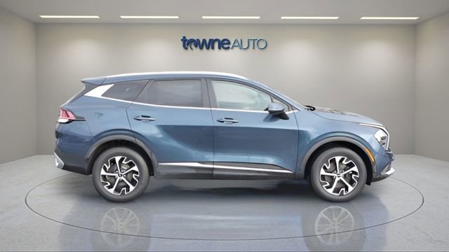 Used 2023 Kia Sportage EX image 8