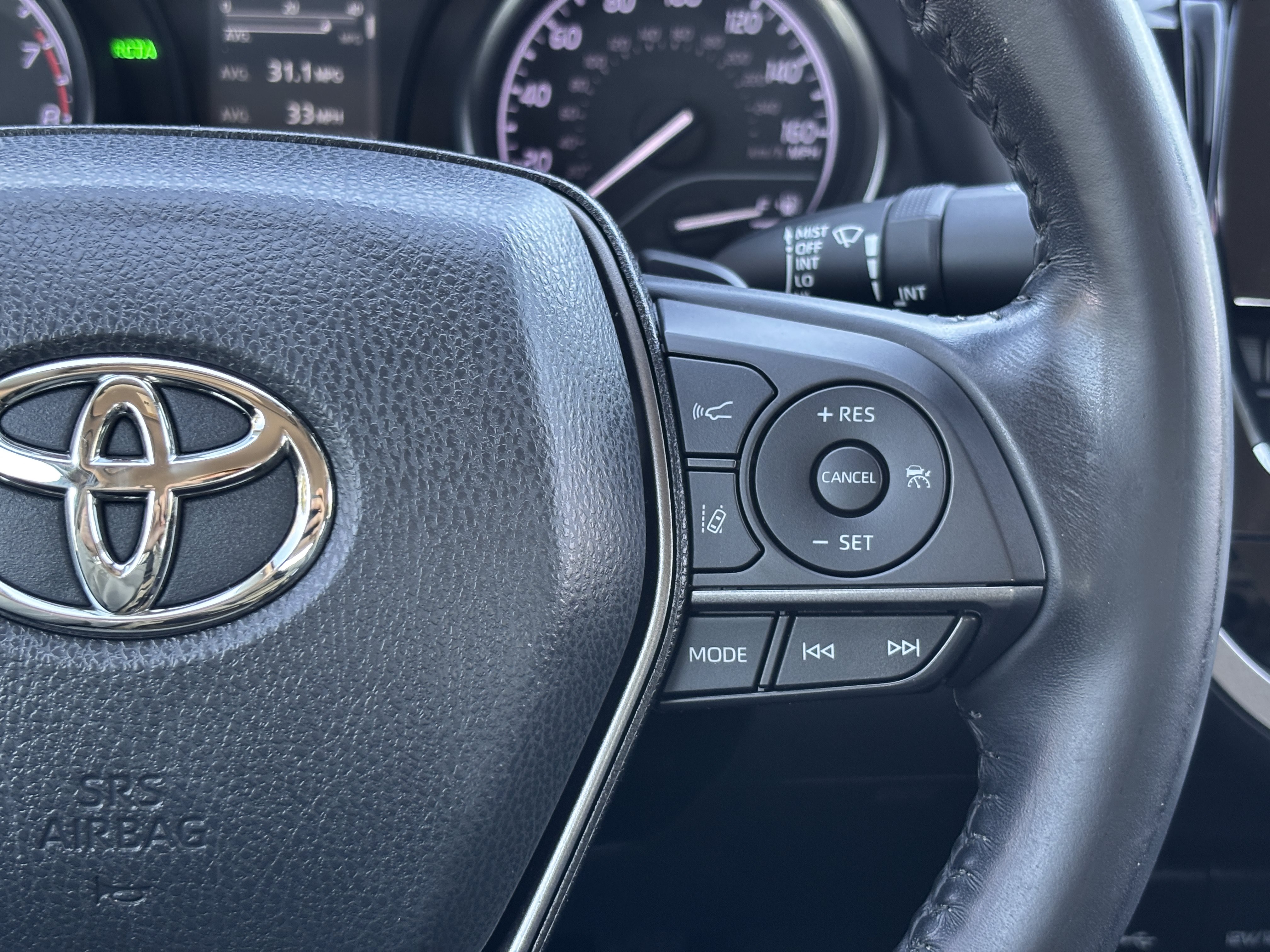 Used 2021 Toyota Camry SE w/ Convenience Package FWD image 22