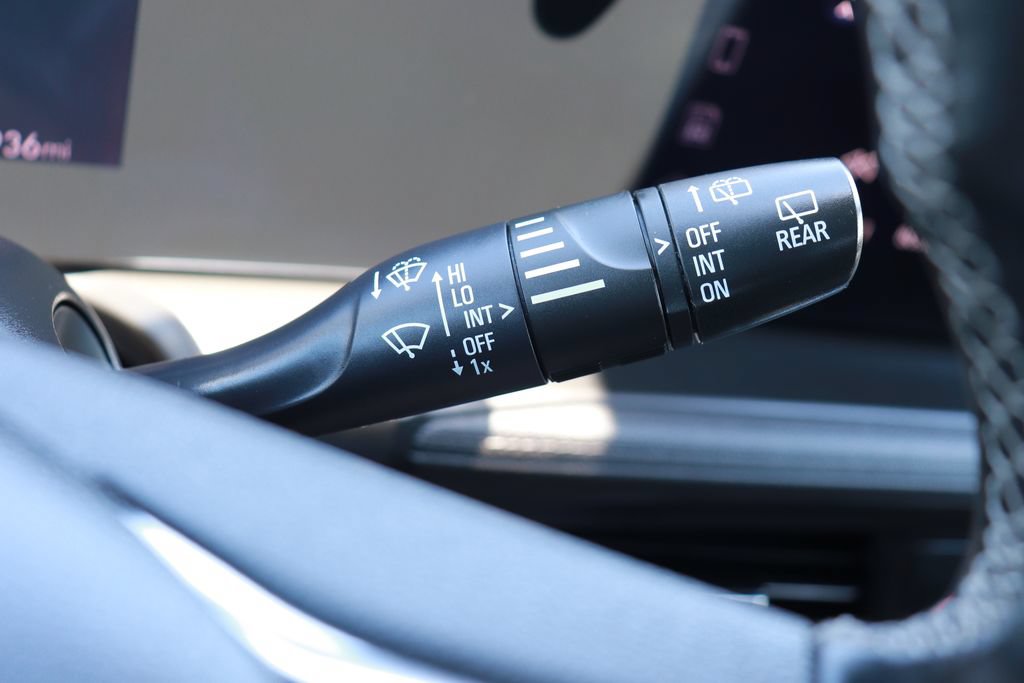 Used 2025 Buick Encore GX Preferred FWD image 22
