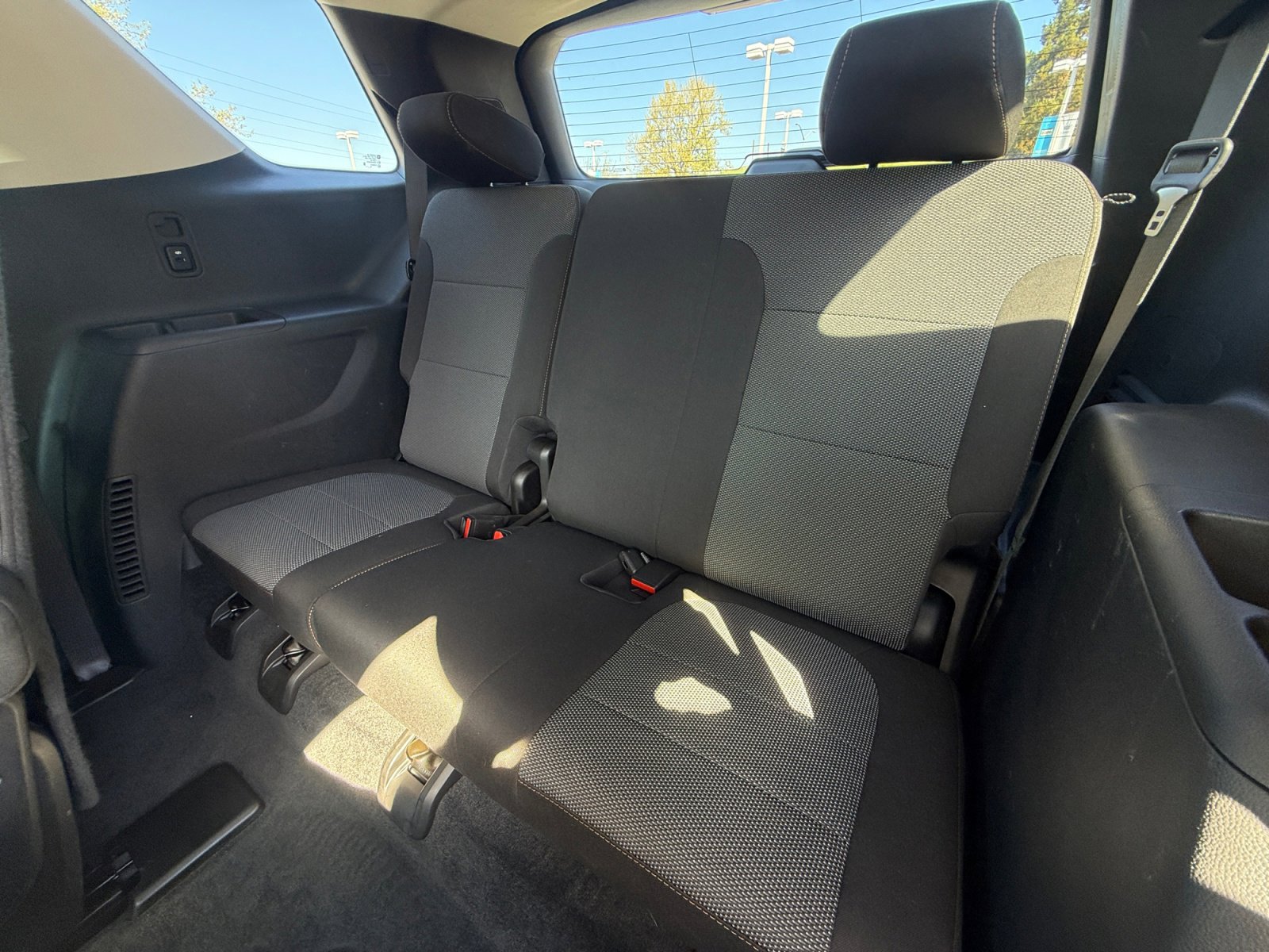 Used 2020 Chevrolet Traverse LT w/ LPO, Cargo Package image 21