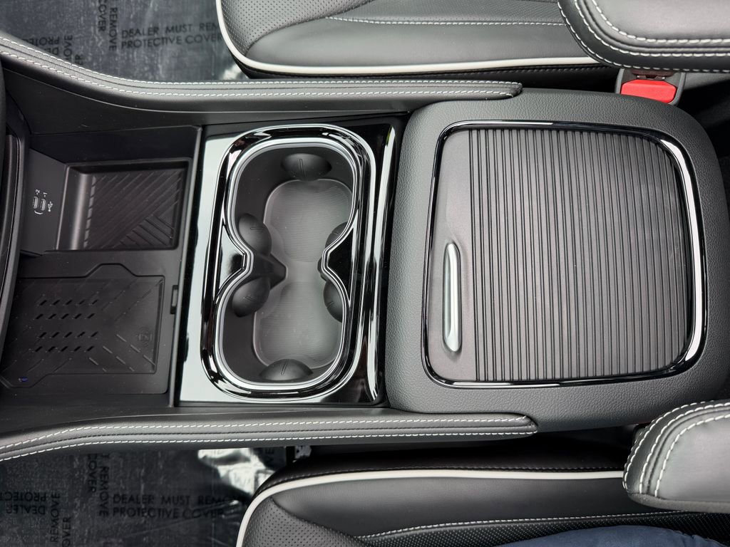 New 2027 Chrysler Pacifica Limited AWD/4WD image 27