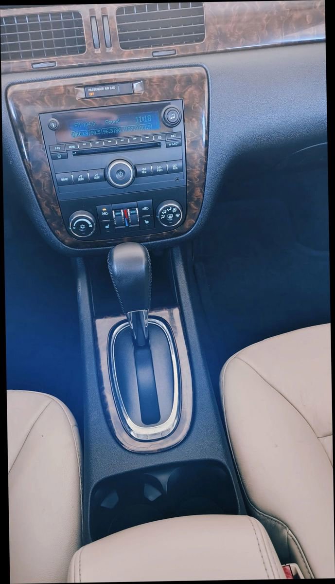 Used 2013 Chevrolet Impala LTZ image 18