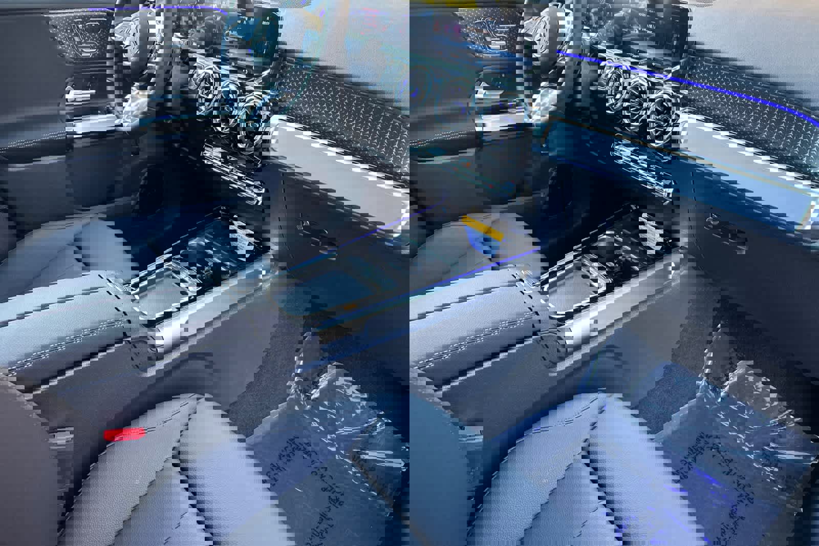 New 2026 Mercedes-Benz GLB 250 4MATIC image 15