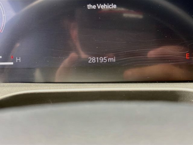 Used 2024 Jeep Grand Cherokee L Altitude RWD image 13