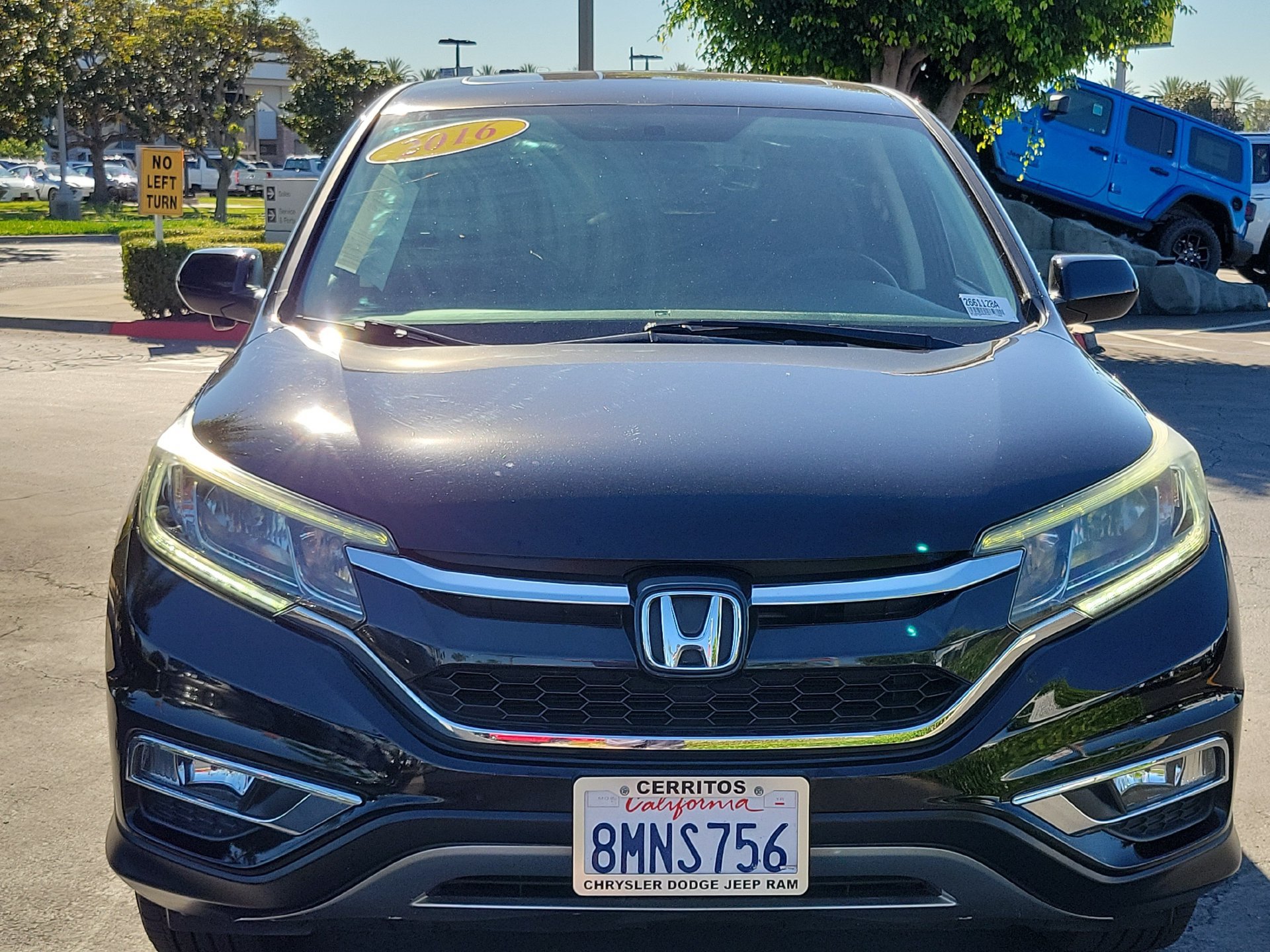 Used 2016 Honda CR-V EX image 4