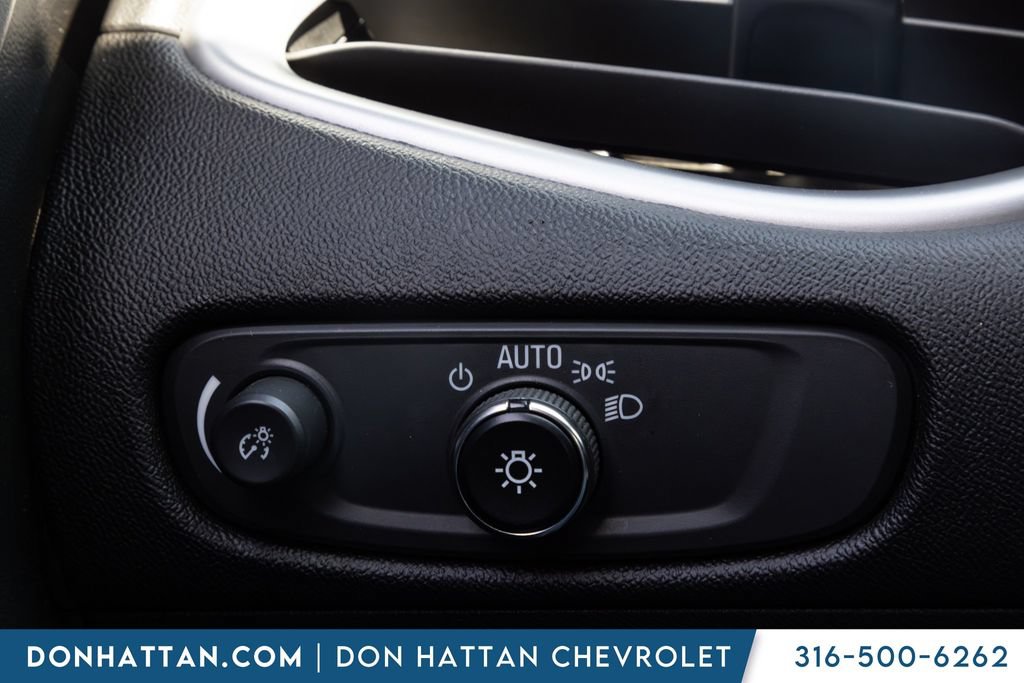 Used 2023 Chevrolet Malibu LT FWD image 10