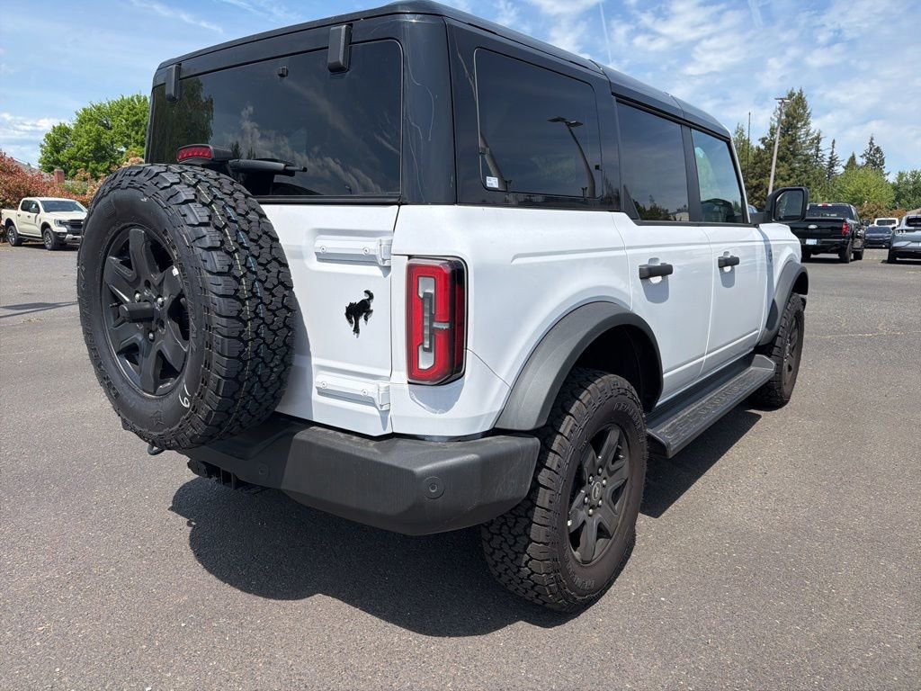 Used 2025 Ford Bronco Outer Banks AWD/4WD image 5