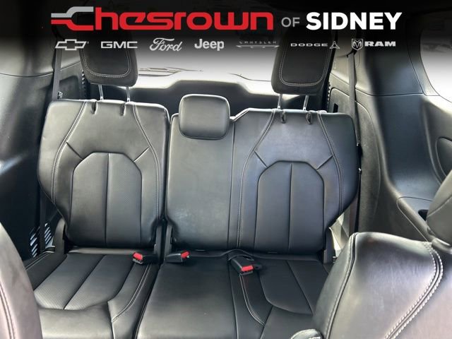 Used 2025 Chrysler Pacifica Select FWD image 29