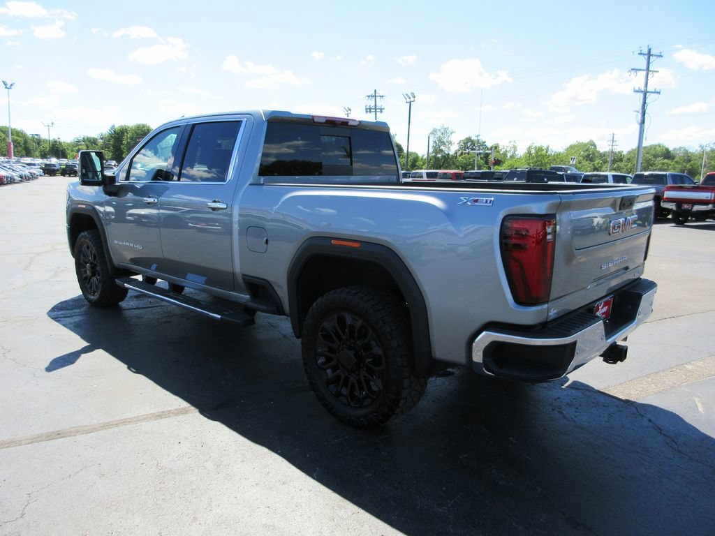 Certified 2025 GMC Sierra 2500 SLT w/ SLT Premium Package AWD/4WD image 10