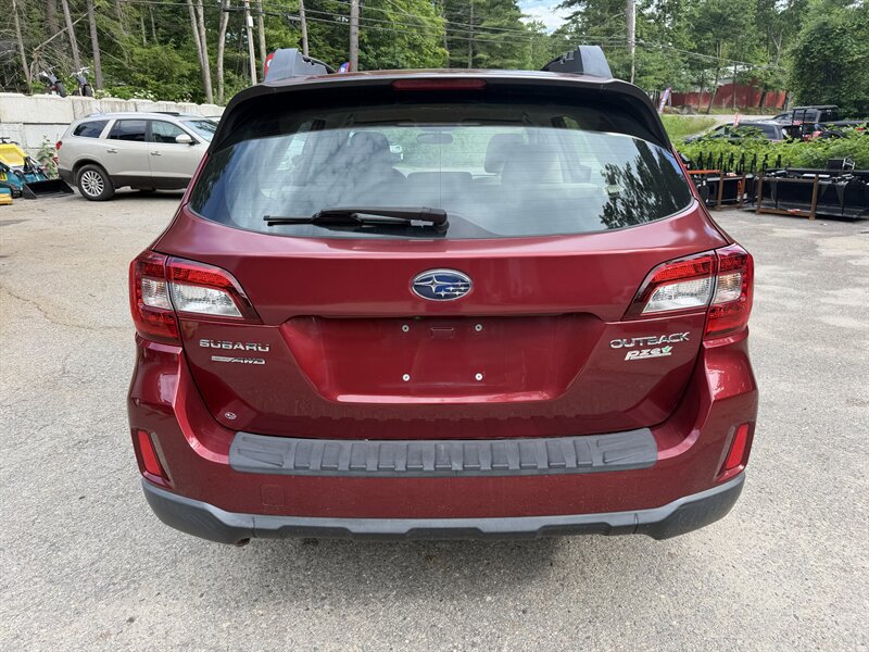 Used 2017 Subaru Outback 2.5i AWD/4WD image 6