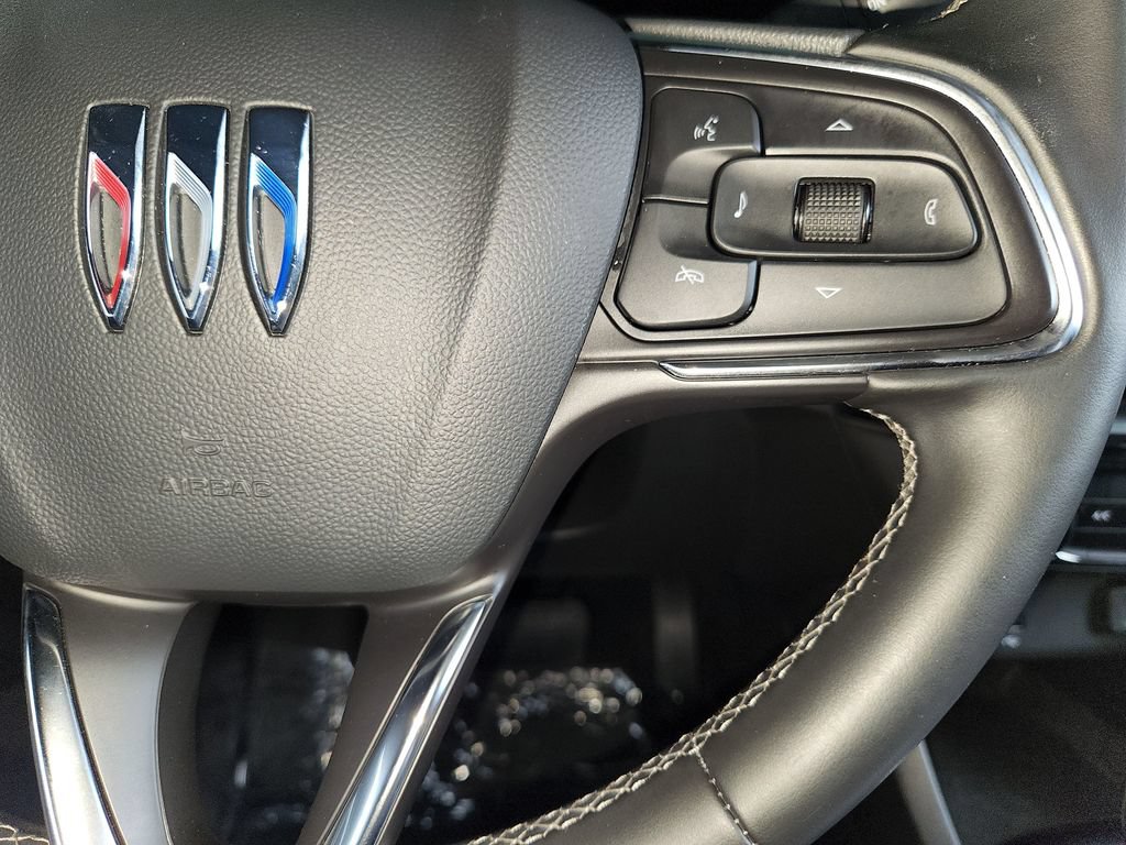 Used 2025 Buick Encore GX Preferred FWD image 25