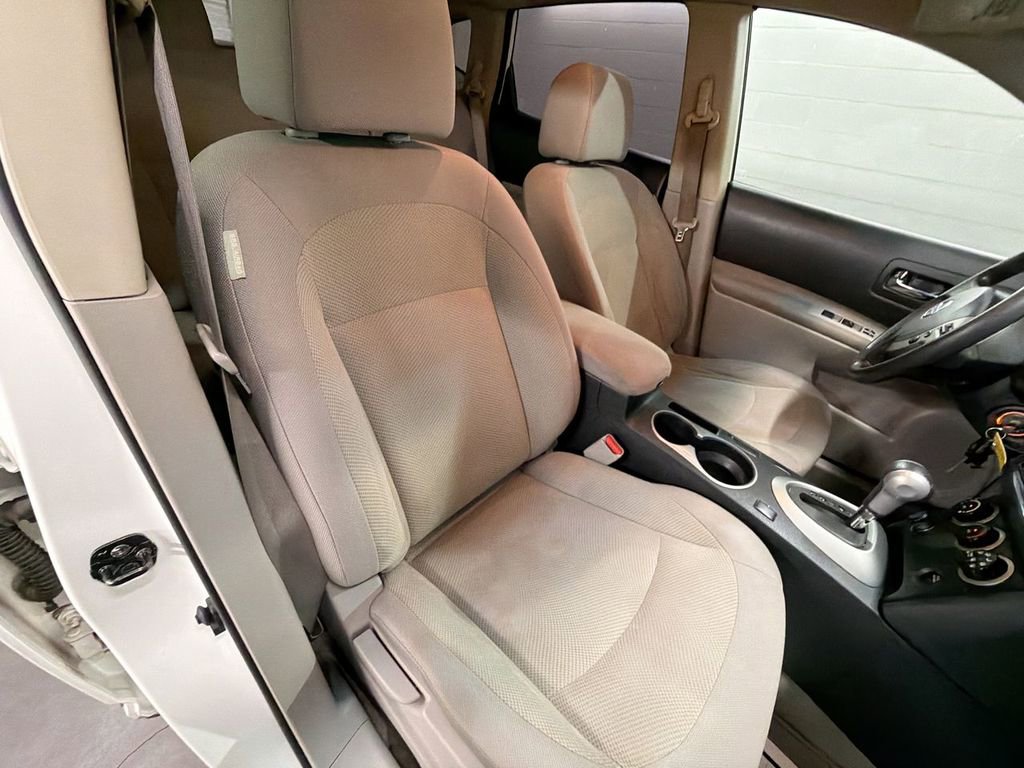 Used 2012 Nissan Rogue S image 23