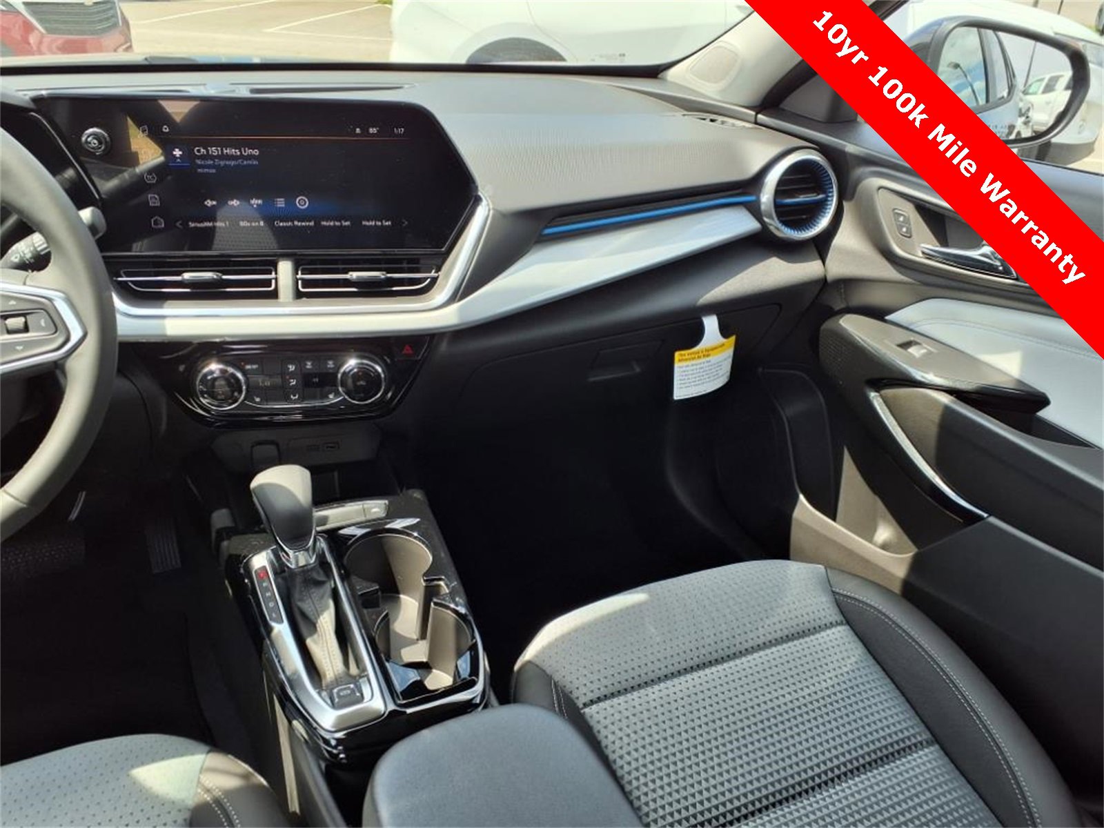 New 2025 Chevrolet Trax LT w/ LT Convenience Package image 14