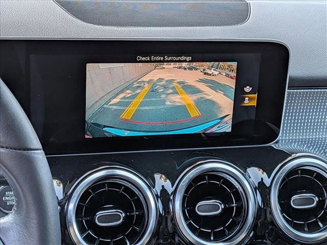Used 2020 Mercedes-Benz GLB 250 4MATIC image 15